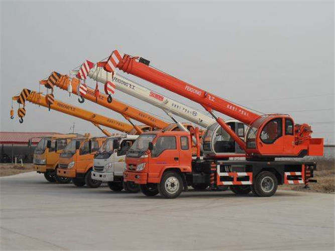 金秀县设备出现故障导致停工，怎么处理？是否有备用设备替换？